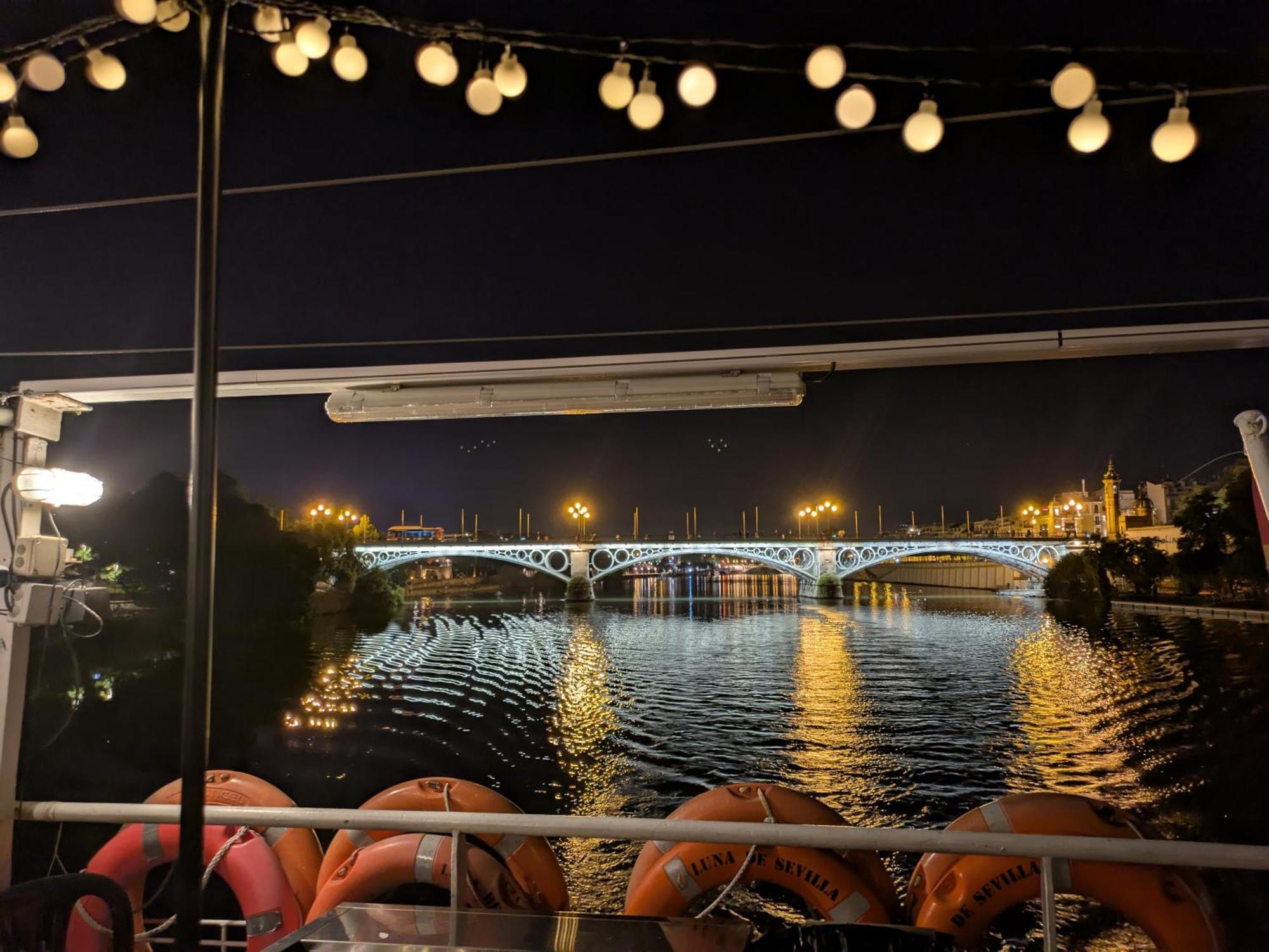 Sunterrace Loft-Triana'S Star, 10' From City Center! เซบีญา ภายนอก รูปภาพ